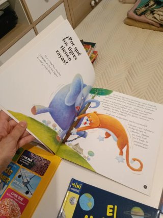 Lote libros sobre ciencias y animales