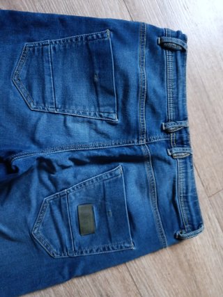 Pantalón vaquero corto azul