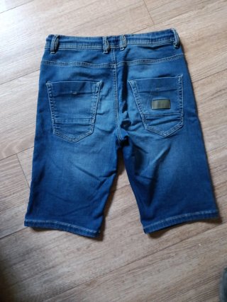 Pantalón vaquero corto azul