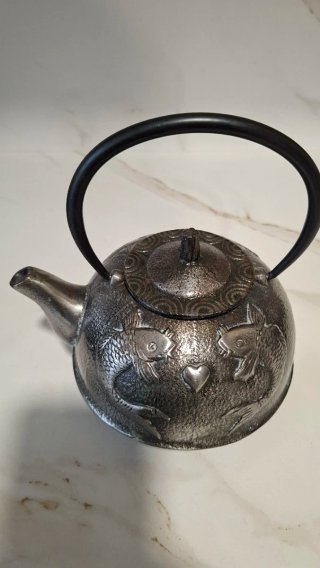 Tetera de hierro forjado estilo chino