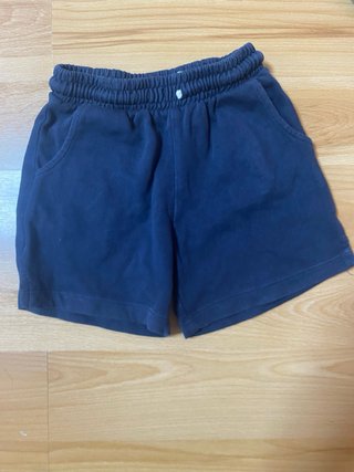 Lote 4 pantalones cortos y 2 camisetas