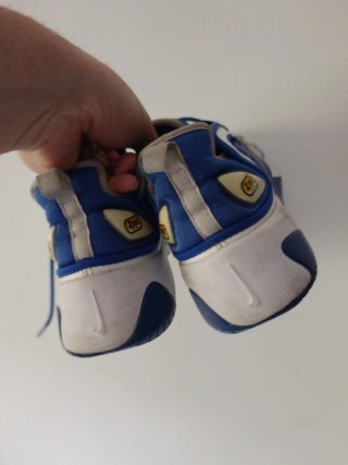 Nike Zoom 2K Azul y Blanco
