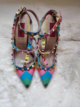 Valentino Garavani Rockstud edizione limitata