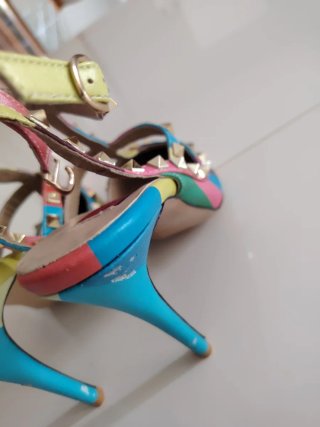 Valentino Garavani Rockstud edizione limitata