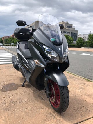 Suzuki Burgman 400