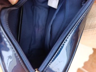 Bolso charol pequeño azul brillante