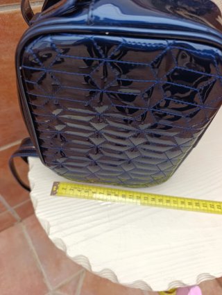 Bolso charol pequeño azul brillante