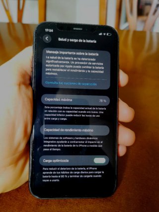 iPhone 11 Negro + Funda Transparente