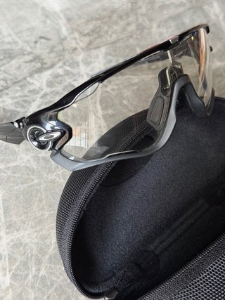 Gafas Oakley Jawbreaker PHOTOCHROMIC