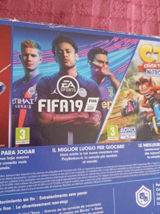 Scatola PS4 (PlayStation 4) 500GB Jet Black originale