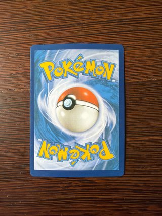 8 Cartas Pokémon Variadas