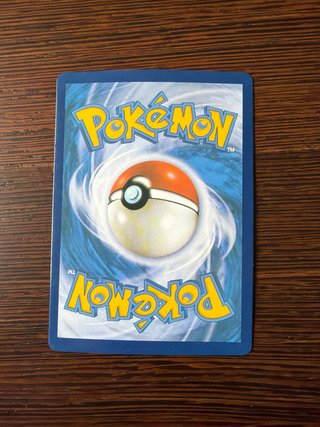 8 Cartas Pokémon Variadas