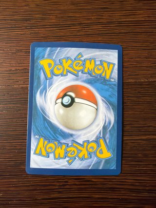 8 Cartas Pokémon Variadas