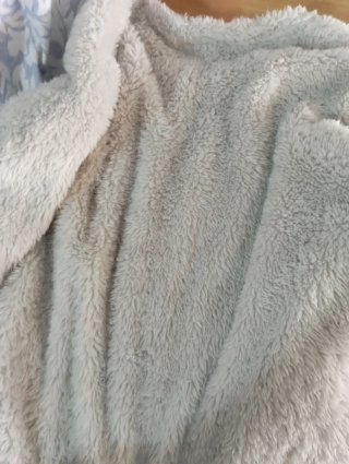 Maglione  con coniglietto.. morbidissimo pile