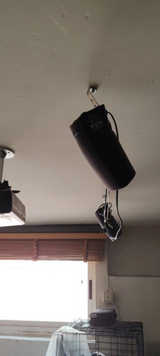 Kit Proyector + 2 Altavoces + Soportes Techo