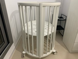 Mini Cuna Stokke Sleepi 2024 + Colchón