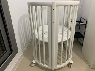 Mini Cuna Stokke Sleepi 2024 + Colchón
