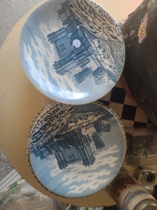 Plato La Cartuja Diseño Negro y Blanco