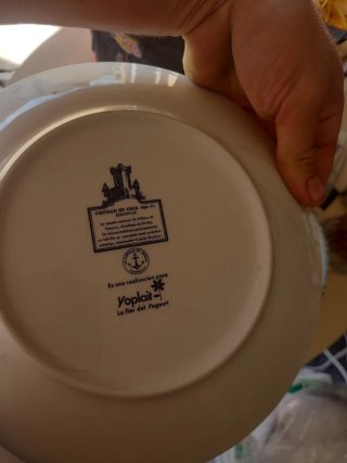 Plato La Cartuja Diseño Negro y Blanco