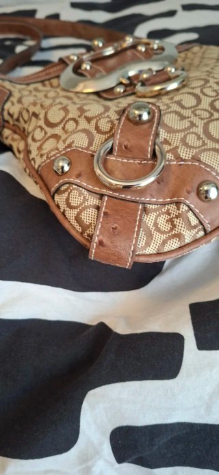 Borsa Guess tracolla beige/marrone