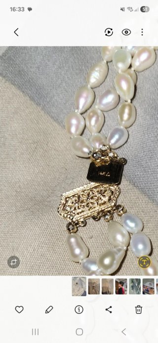Collar de perlas triple con cierre 14k