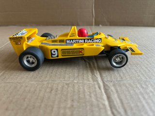 Scalextric Lotus JPS MK4 Amarillo