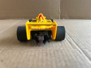 Scalextric Lotus JPS MK4 Amarillo