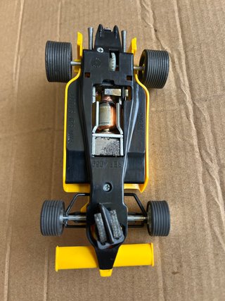 Scalextric Lotus JPS MK4 Amarillo