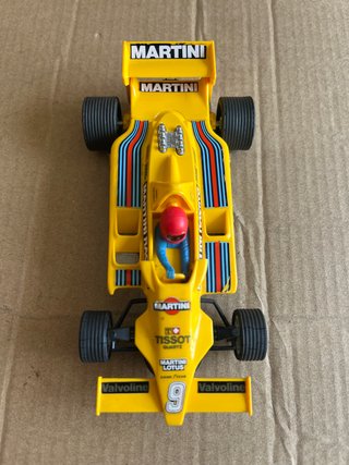 Scalextric Lotus JPS MK4 Amarillo