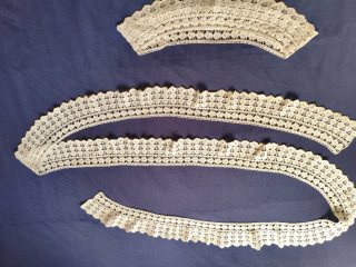 Encaje artesanal beige