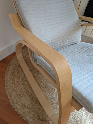 Mecedora Poäng Ikea Madera y Tela Gris.