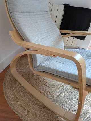 Mecedora Poäng Ikea Madera y Tela Gris.