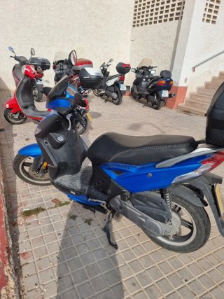Ciclomotor Kymco Scooter Azul/Negro