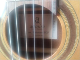 Guitarra Admira Virtuoso Amplificada Clásica