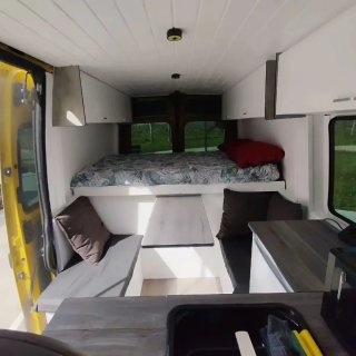 ** Furgoneta CAMPER Renault Master. A viajar !!!!!