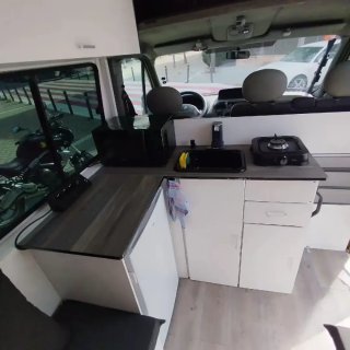 ** Furgoneta CAMPER Renault Master. A viajar !!!!!