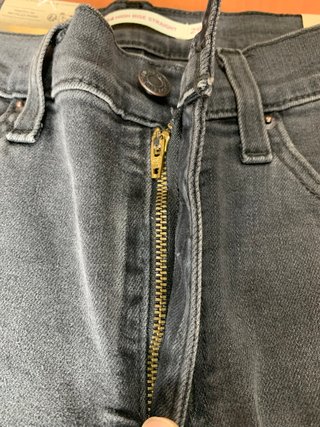 Levi's 724 High Rise Slim Straight W29 L30 nuevo