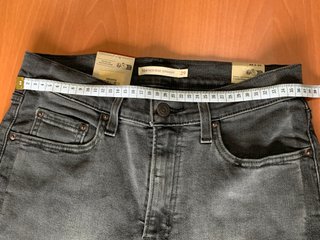 Levi's 724 High Rise Slim Straight W29 L30 nuevo