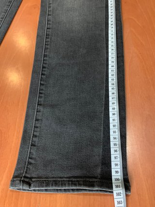 Levi's 724 High Rise Slim Straight W29 L30 nuevo
