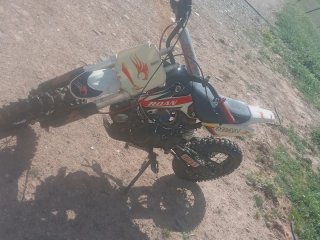 Moto  pit bike ROAN 140cc