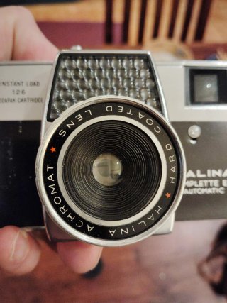 Cámara Halina Simplette EE 126