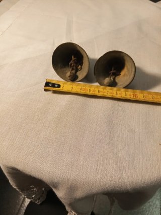 Due campane in bronzo