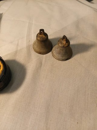 Due campane in bronzo
