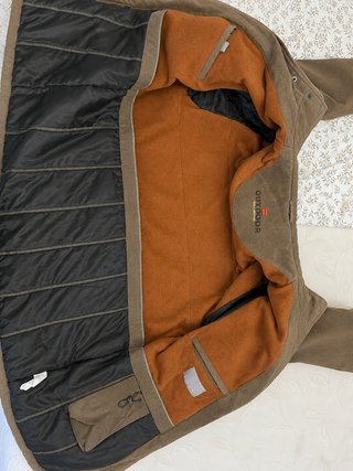 Chaqueta marrón con cremallera