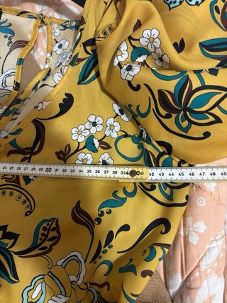 Abito lungo giallo floreale