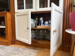 Mueble - librería de madera de pino