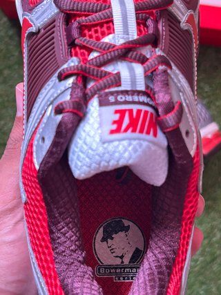 Nike Zoom Vomero 5 Mystic Red Talla 44