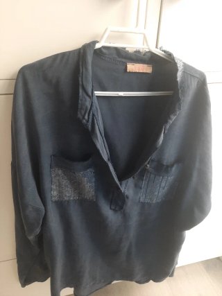 Camisa So Sweet azul con lentejuelas