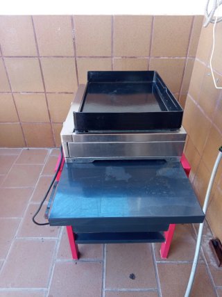 Plancha Eléctrica con Carrito