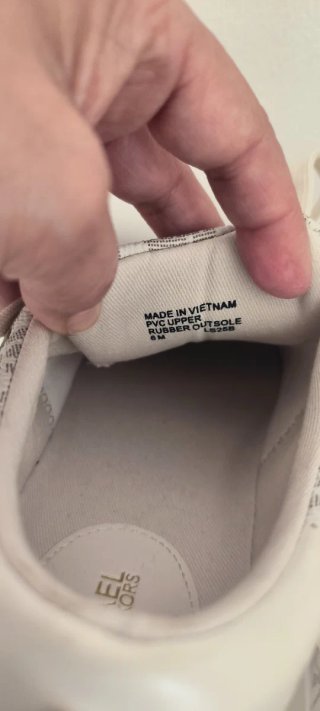 Zapatillas Michael Kors Beige y Blancas